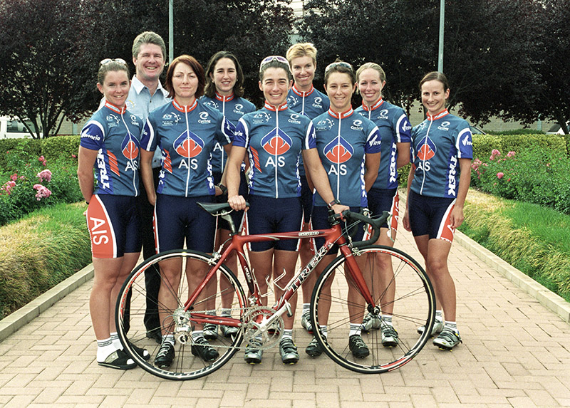 AIS Cycling team Women road photo from 2003