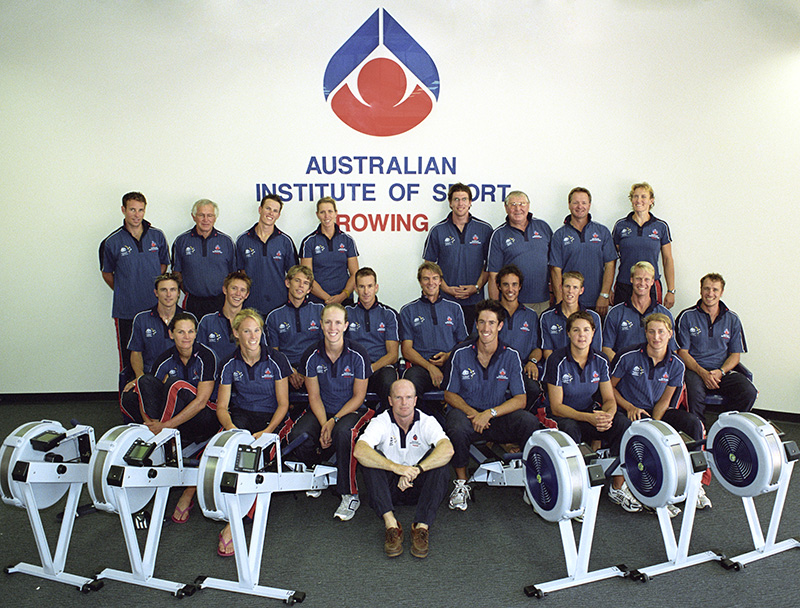 AIS Rowing team photo from 2004