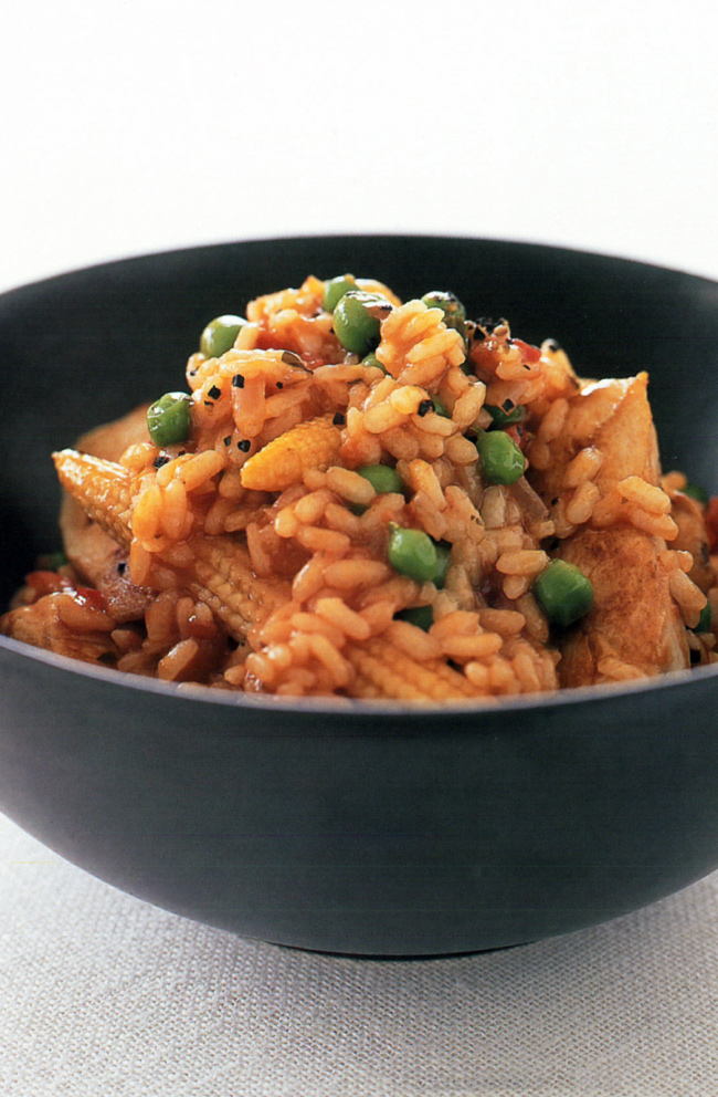 HINT: Always measure liquid accurately using proper measuring cups (available at supermarkets), not tea or coffee cups, so the rice cooks correctly. You can also replace the frozen peas with broccoli