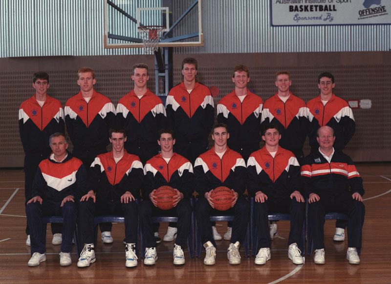 AIS Basketball program Men's team photo 1989
