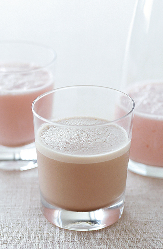 Tip: For an icy cold option, use a frozen banana