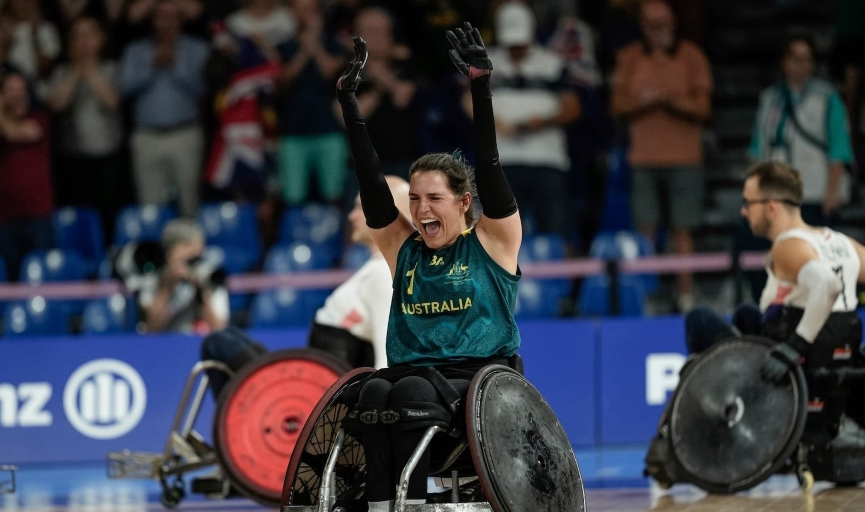 Ella Sabljak competing