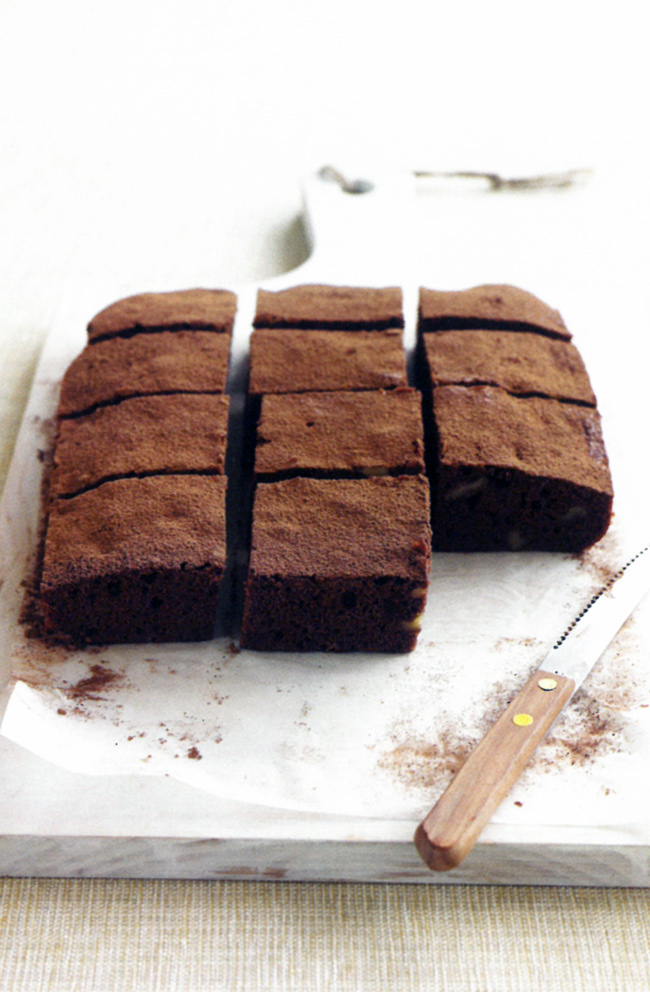Walnut_and_Chocolate-slice-LR.jpg