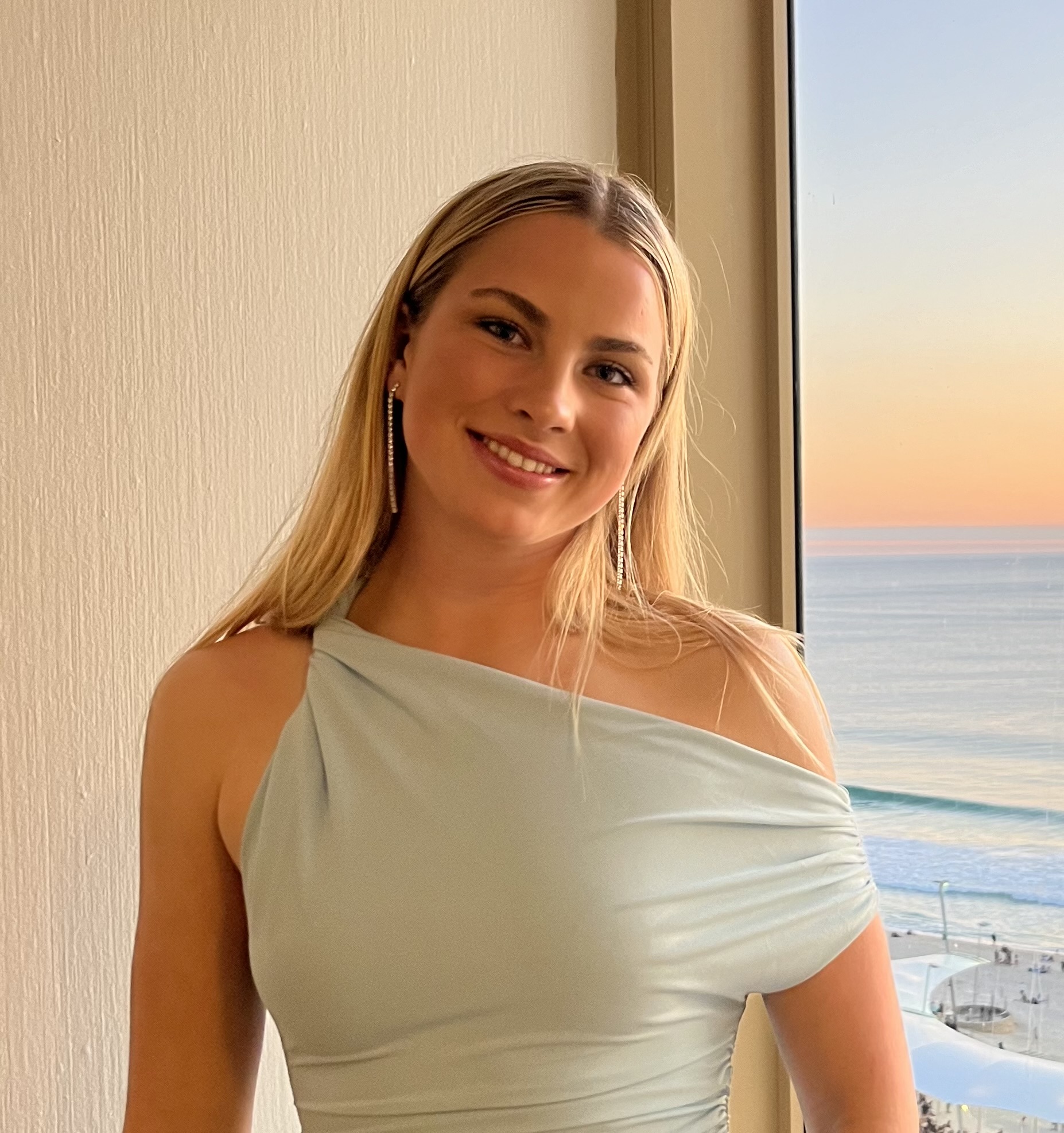 AES26250 - Samantha Lourey