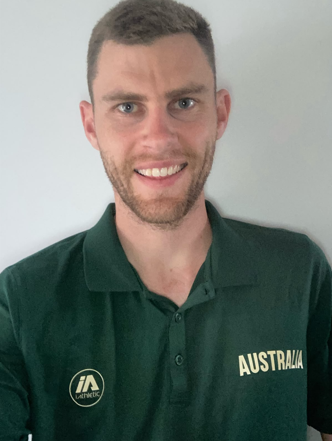 Portrait photo of Luke Mitchell