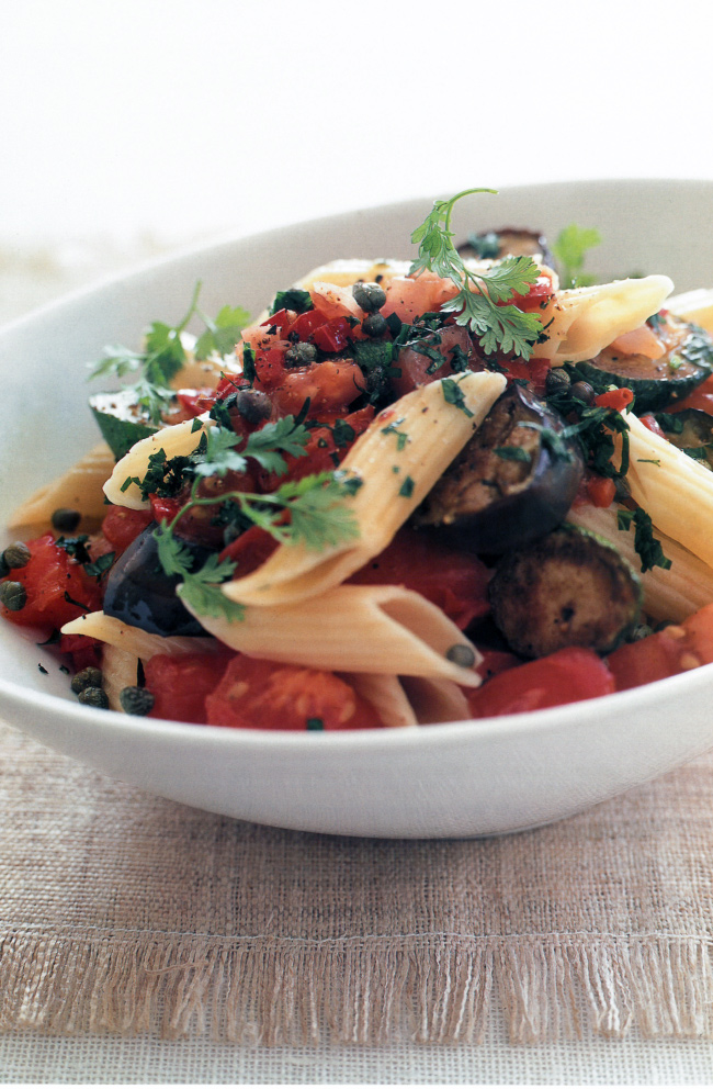 HINT: This vegetarian dish does not include a meat substitute. If you follow a vegetarian lifestyle, make sure that other meals in the week include meat alternatives, such as legumes, tofu or soy products