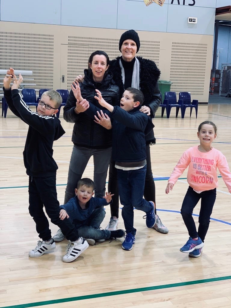 Kate and kids at the AIS