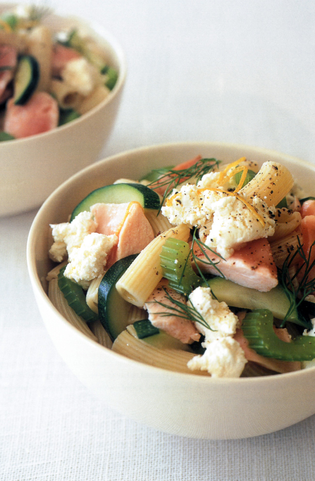 HINT: You can replace the fresh salmon with a 210 g can of salmon, well drained, but there is no need to cook it - just add it to the pasta with the vegetable mixture