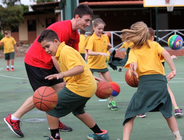 Sporting Schools is an Australian Government initiative designed to help schools to increase children's participation in sport, and to connect them with community sporting opportunities.