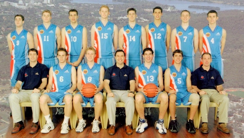 AIS Basketball program men's team photo 2000