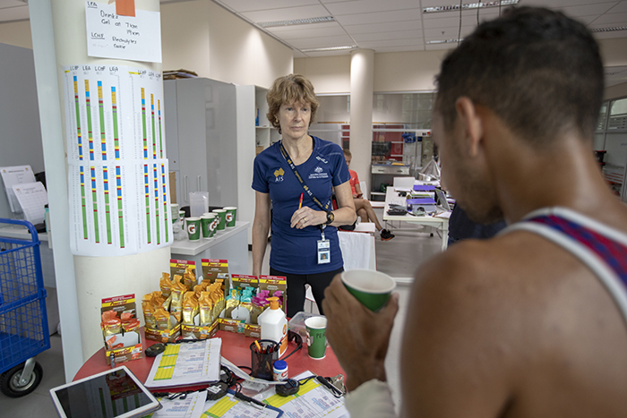 Louise Burke briefing an athlete in the AIS walks study 2019