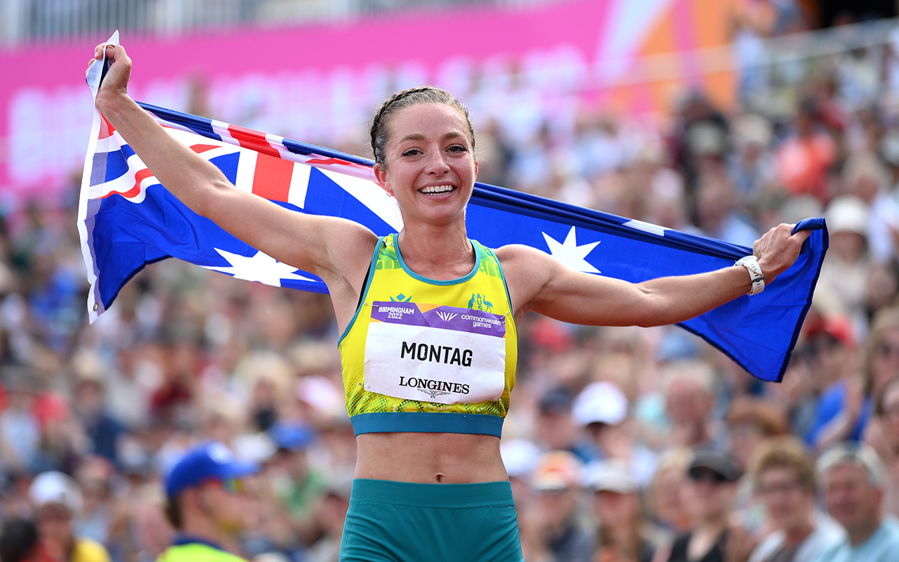 Jemima Montag celebrates after wining the Women's 10,000m Race Walk Final at the Birmingham 2022 Commonwealth Games. Photo: Getty Images