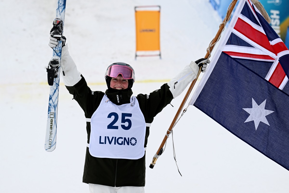 Charlotte Wilson celebrating winning the Women's Dual Moguls during the FIS World Cup Aerials & Moguls