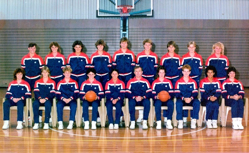 AIS Basketball program women's team photo 1986