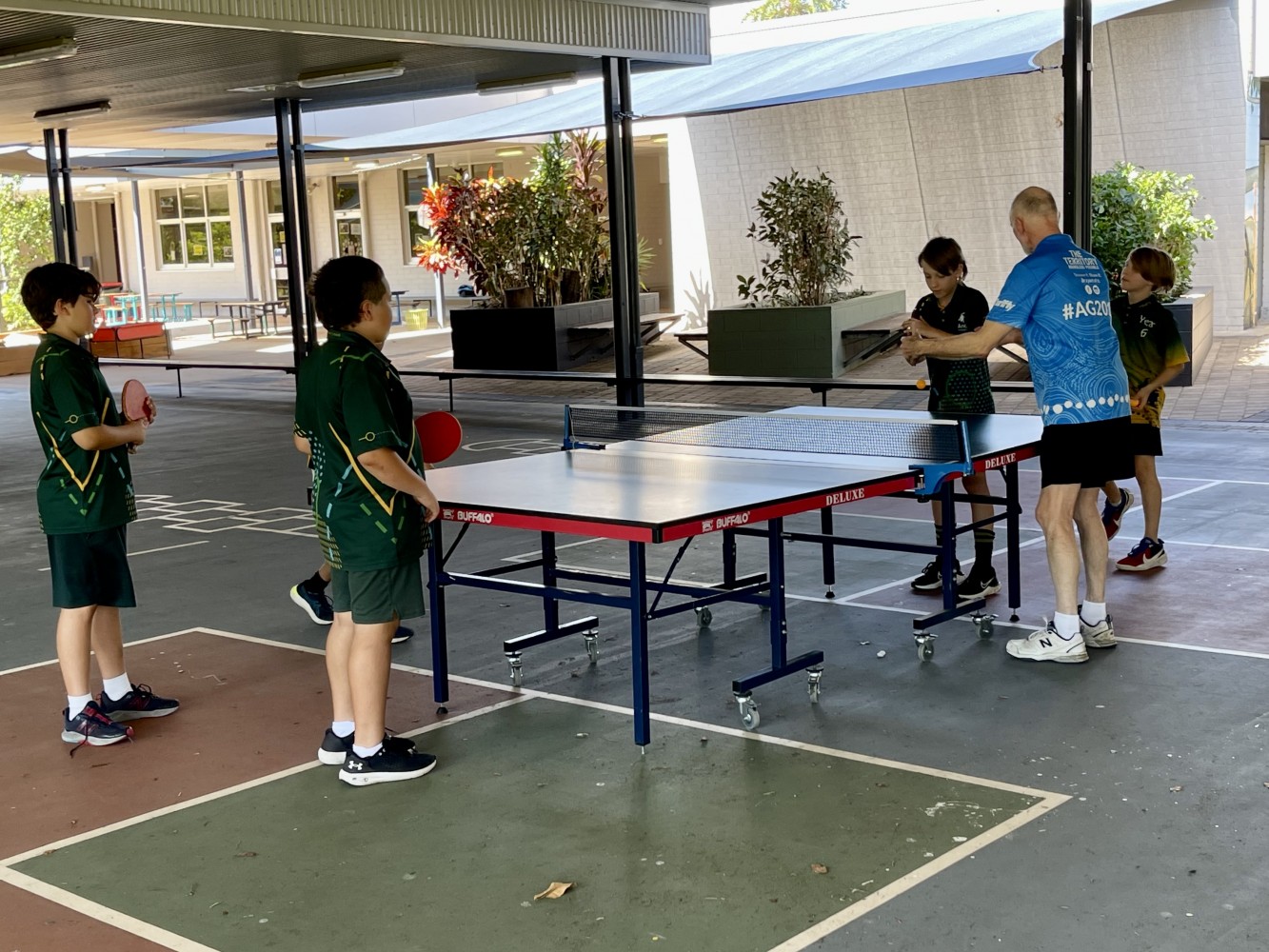 Sporting Schools is an Australian Government initiative designed to help schools to increase children's participation in sport, and to connect them with community sporting opportunities.