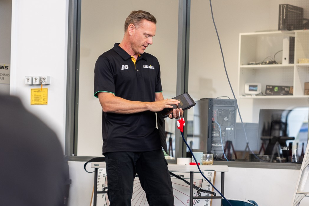 James Fitzpatrick, Head Pole Vault Coach presenting during a coaching workshop at the Western Australian Institute of Sport.