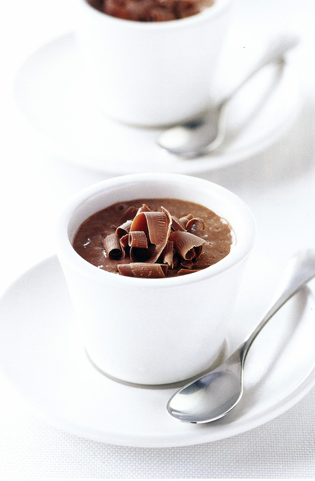 Tip: For a plain chocolate mousse, omit chilli powder