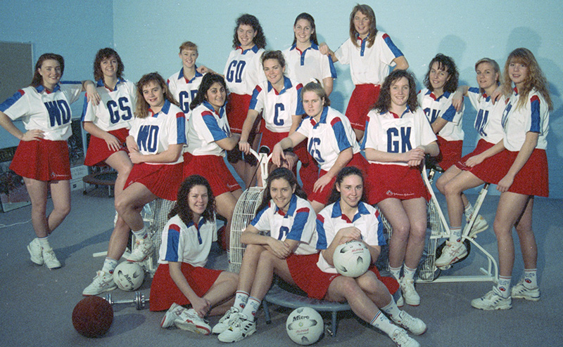 AIS Women's Netball Team Photo 1991