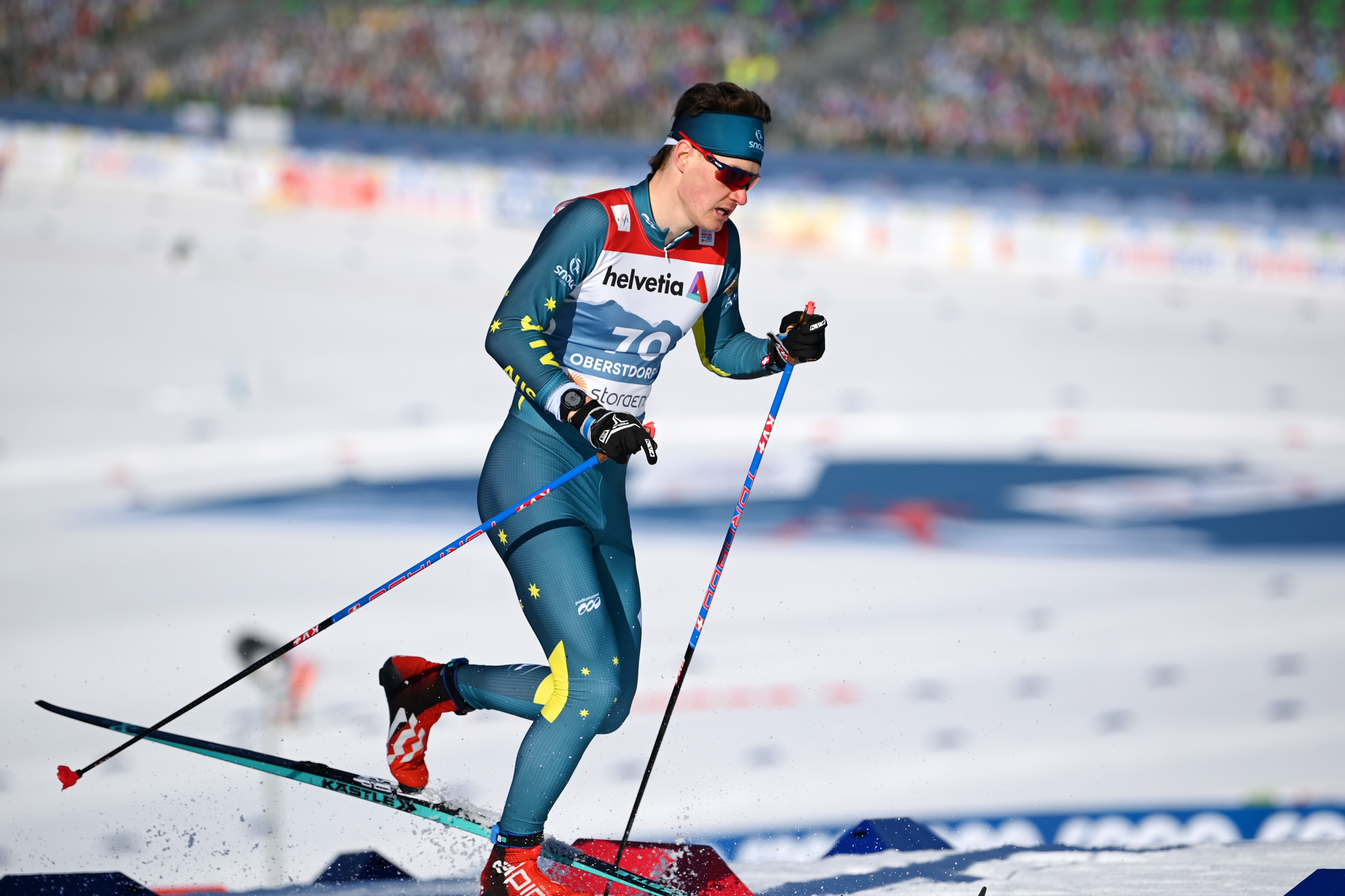 Cross-country skier Seve de Campo mid competition.