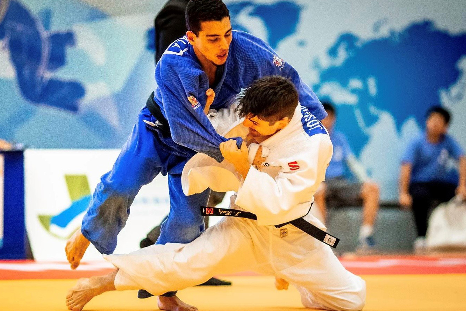Two judokas competing