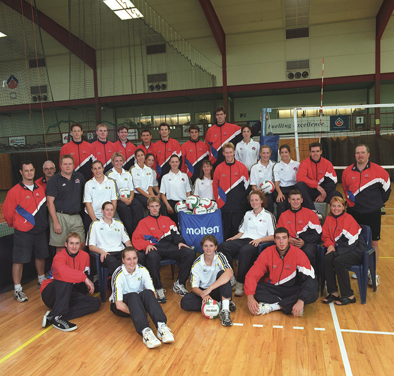 AIS Volleyball team photo from 2001