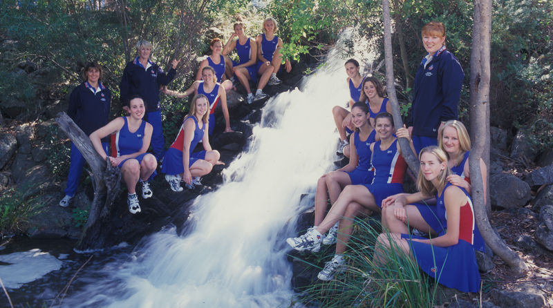 AIS Women's Netball Team Photo 2000