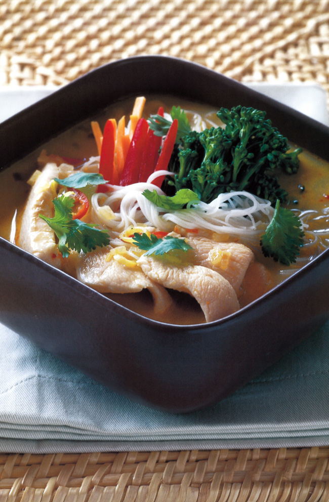 HINT: This soup is best served immediately. Vary the recipe with vegetables such as bok choy, zucchini, baby corn or snow peas, or use firm white-fleshed fish fillets instead of chicken