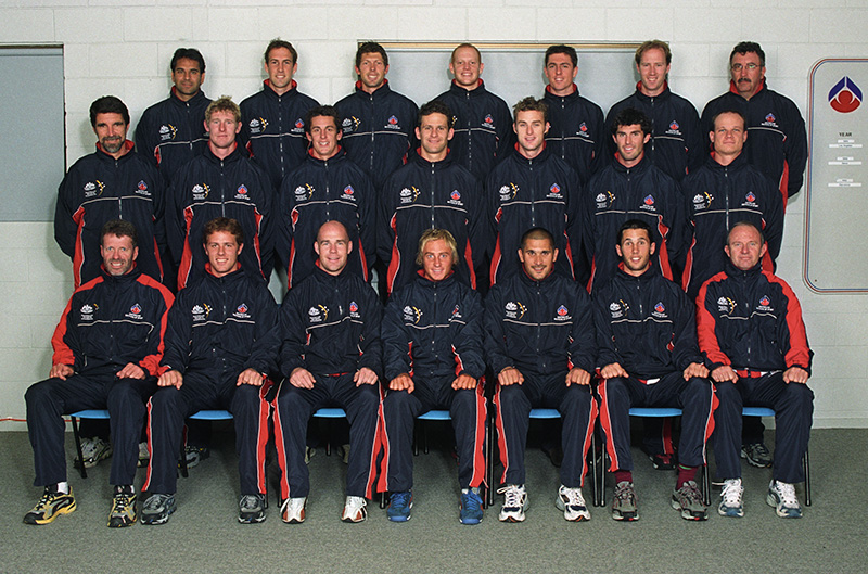 AIS Hockey program men team photo 2003
