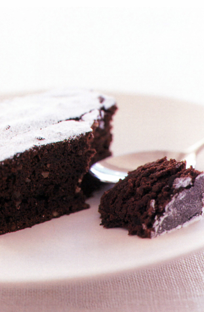 HINT: These chocolate brownies are virtually guilt free. The walnuts are optional, but add interest to the texture, and you could also use pecans instead
