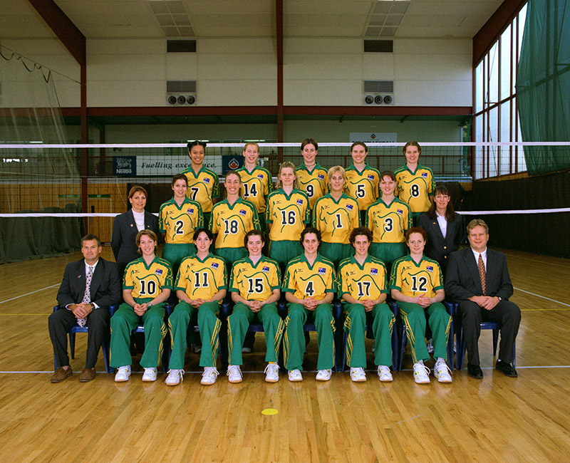 AIS Volleyball team women photo from 1999