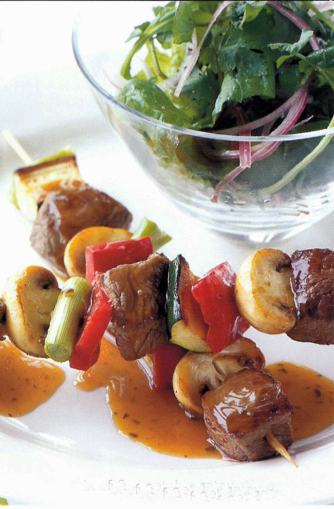 HINT: Any lean meat can be used to make the satay. Vegetarians can use firm tofu diced into cubes