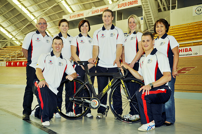 AIS Cycling team sprint photo from 2009