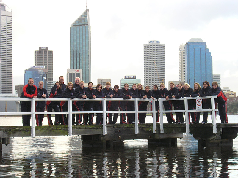 AIS Hockey program women team photo 2005