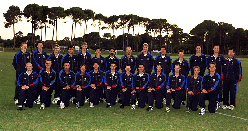 AIS Hockey program men team photo 1999