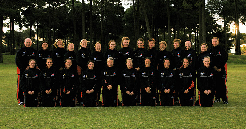 AIS Hockey program women team photo 2006