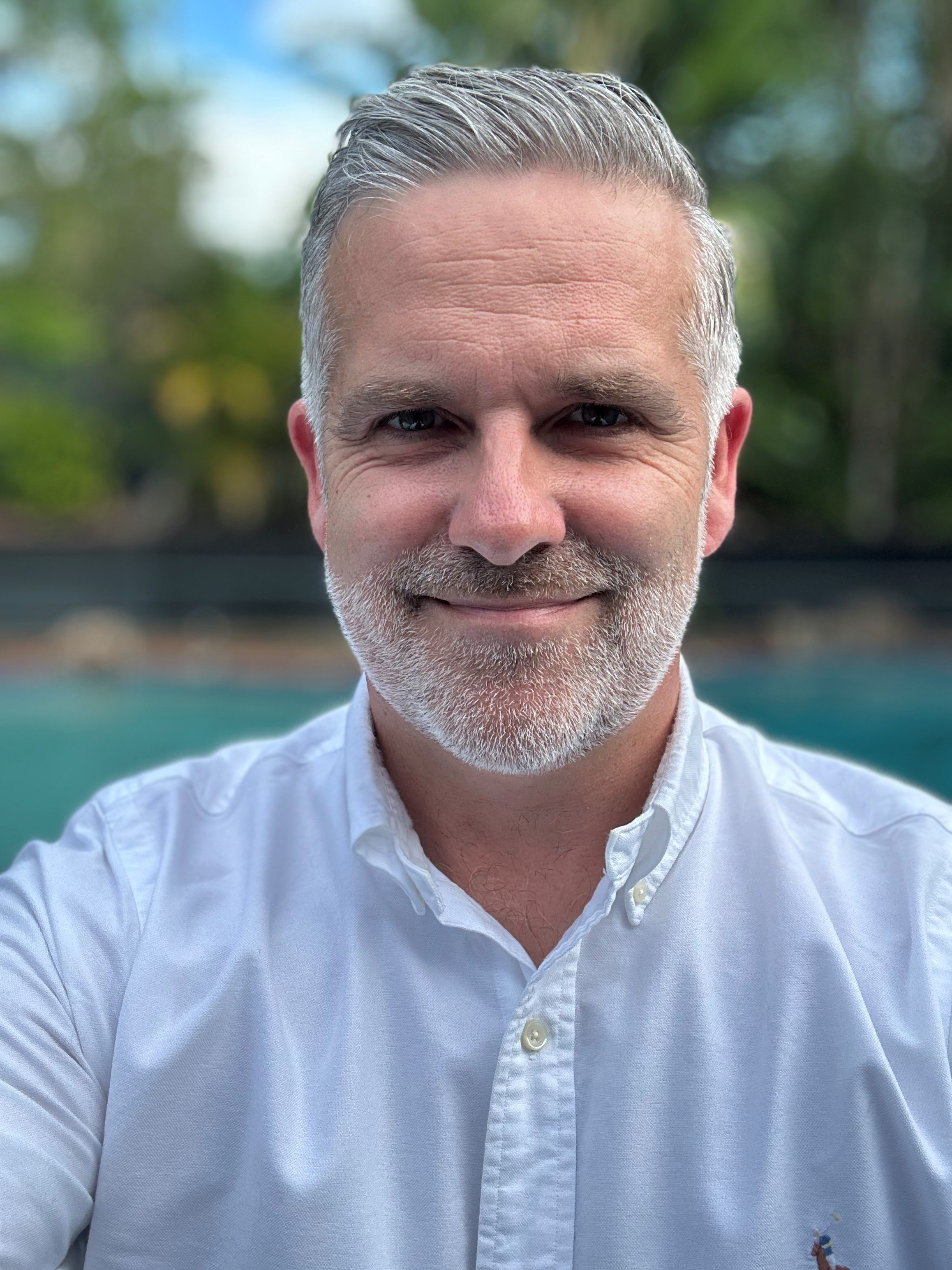 Portrait photo of Richard Fryer