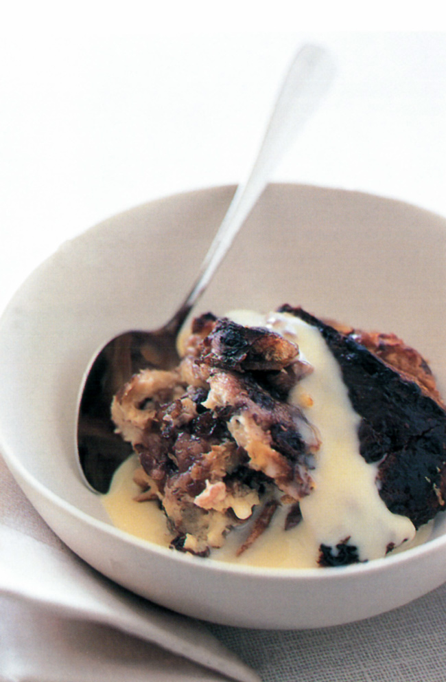 HINT: You can replace raisin bread with ordinary sliced bread, and ½ cup sultanas and ¼ teaspoon ground cinnamon sprinkled among the layers. Use any flavour of jam you like